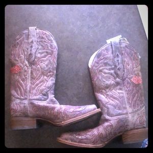 New corral vintage boots